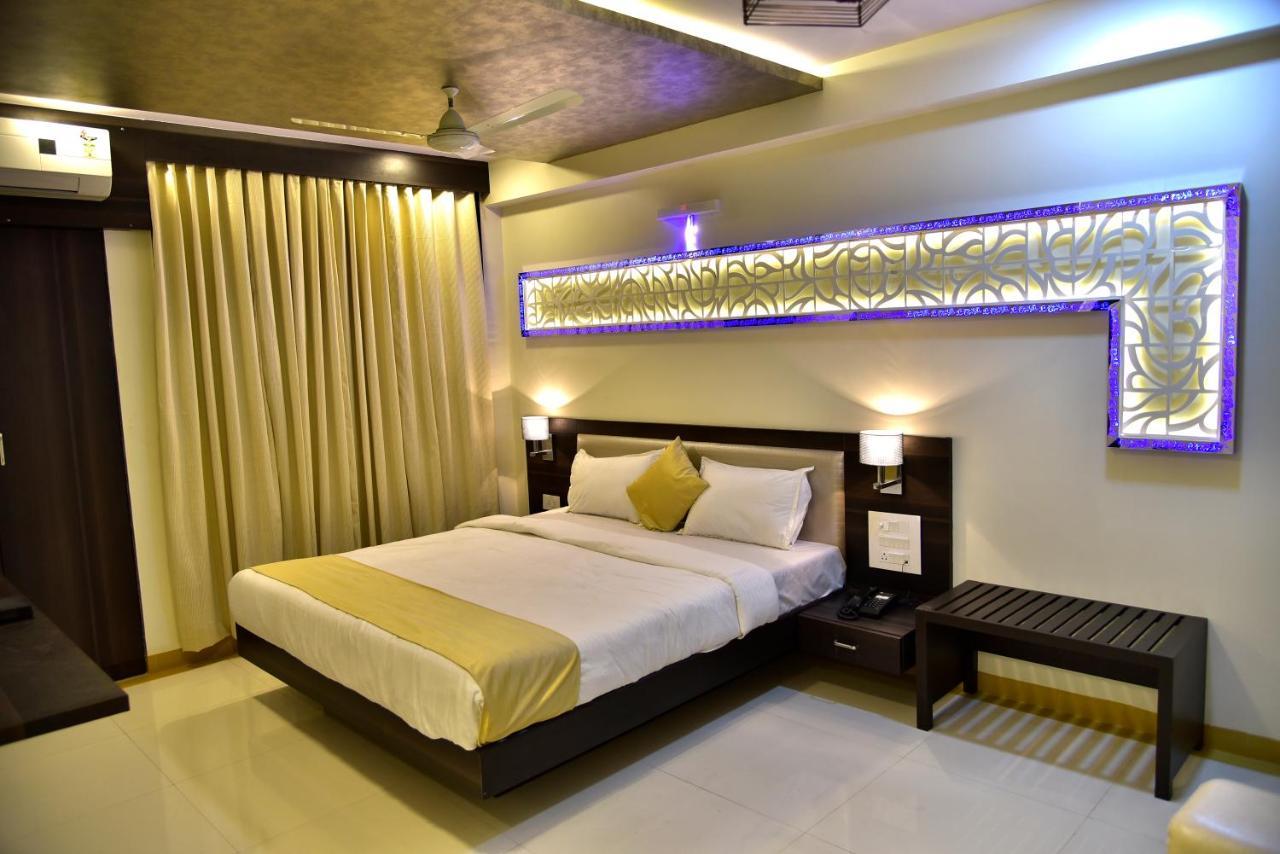 Hotel Fabexpress Time Square Thane Exterior foto