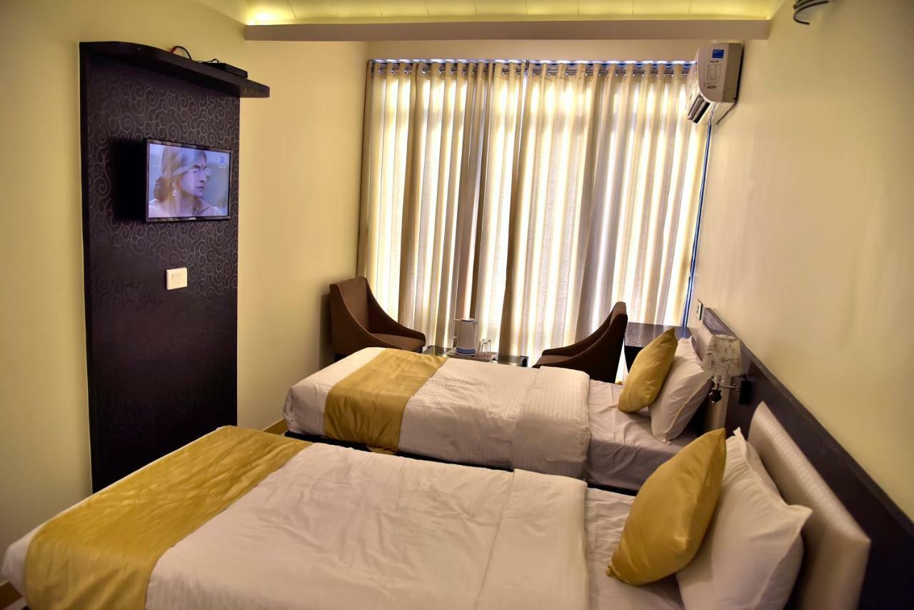 Hotel Fabexpress Time Square Thane Exterior foto